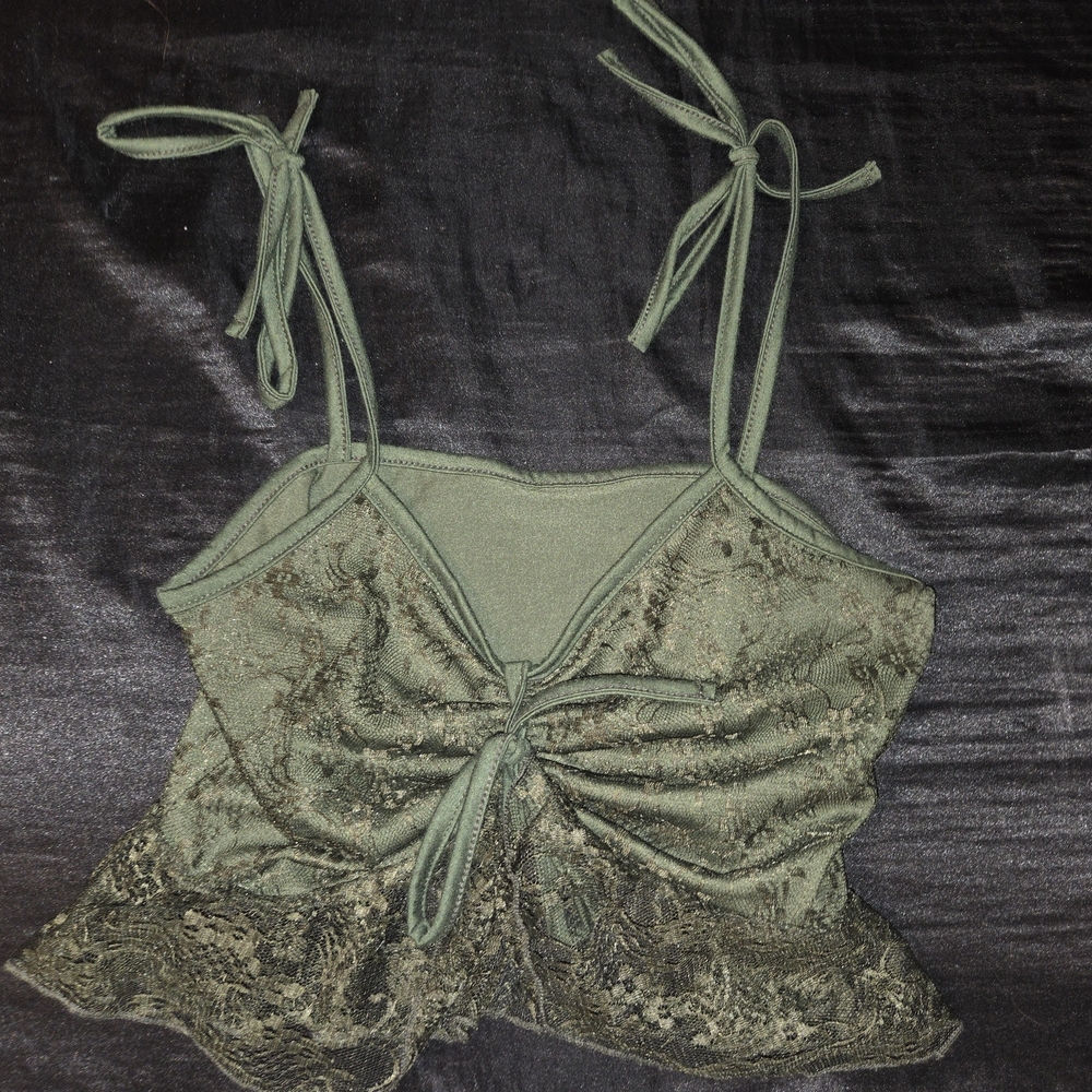 ROMWE Olive Lace Detail Top